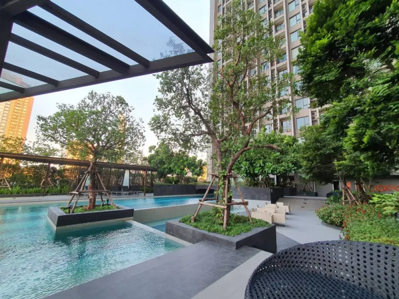 ขาย / ให้เช่า คอนโด เดอะ นิช ไพร์ด ทองหล่อ-เพชรบุรี ติดสระวิวสวย เครื่องใช้ไฟฟ้าครบ อย่ารอช้า