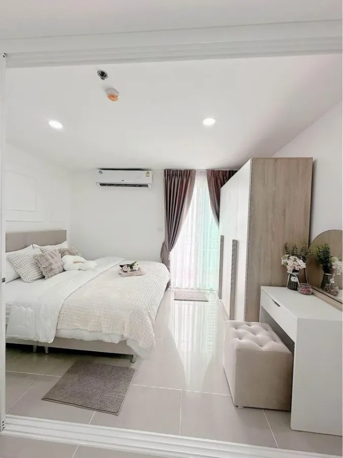 For sale: Regent Home 6 Prachachuen, open view, great view, view of the swimming pool, beautiful room, fully furnished, ready to move in, don't miss i