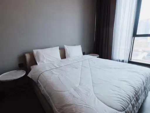 Condo for sale or rent, THE ESSE AT SINGA COMPLEX, beautifully decorated room, fully furnished, next to MRT, very convenient.