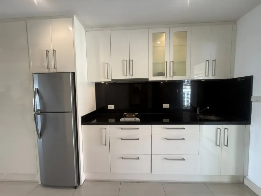 For sale or rent: Nova Mirage Duplex, 2 bedrooms, 2 bathrooms, spacious living area. Book today! Don't miss this opportunity.
