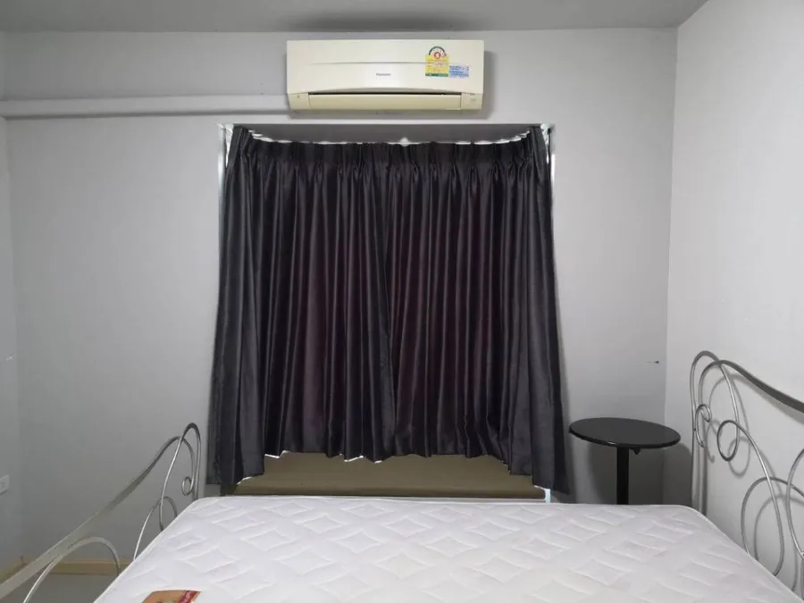 Sell / rent Condo Fuse Mobius Ramkhamhaeng Station, fully furnished room, ready to move in. Separation of living space. Book now.