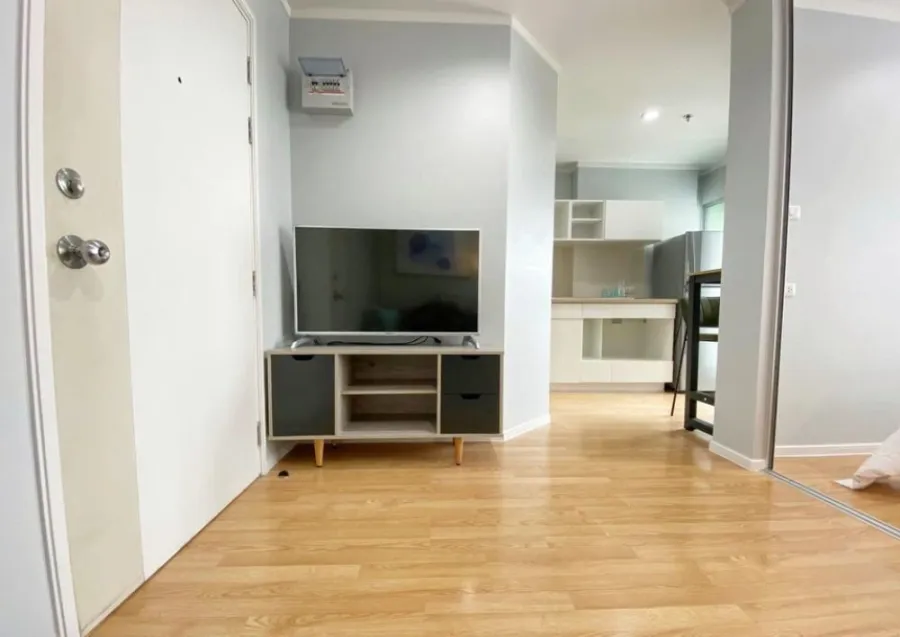 คอนโด ลุมพินี วิลล์ ประชาชื่น-พงเพชร 2 ชั้นสูง ลมดี วิวไม่บล็อค ตกแต่งห้องสวย อย่ารอช้ารีบจองเลย