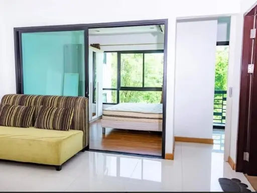 Condo for sale B-live, Tiwanon Road, room ready to move in, good price, great to live in by yourself, great investment, hurry up and buy, don't wait.