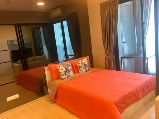 Condolette Mist Rama 9 for sale, beautiful room, fully furnished, ready to move in, 17th floor, city view, don't just look, hurry to reserve