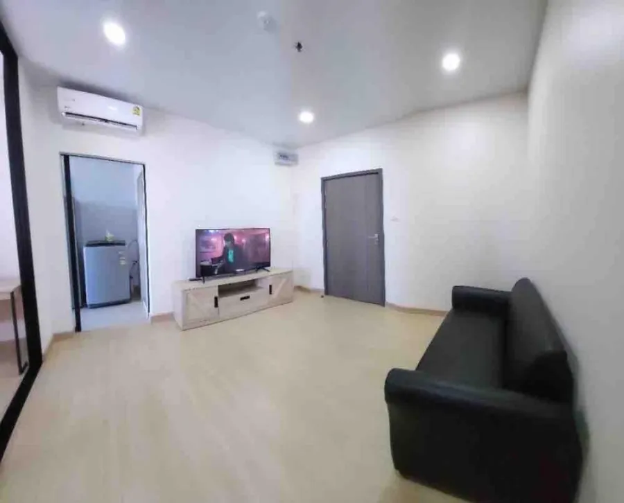 Condo for rent Supalai Loft Prachadhipok-Wongwian Yai southeast In the afternoon, the sun is not hot. Hurry up!!