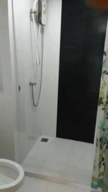 Condo for sale or rent, Smart Watcharaphon, fully furnished. The built-in room is very nice to live in.