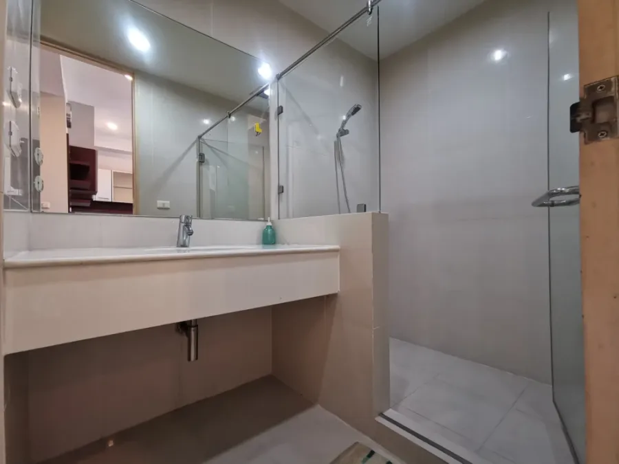For rent!! Condo Amanta Ratchada, room number 3306, 3rd floor, building 3, fully furnished, just bring your bags and move in!!