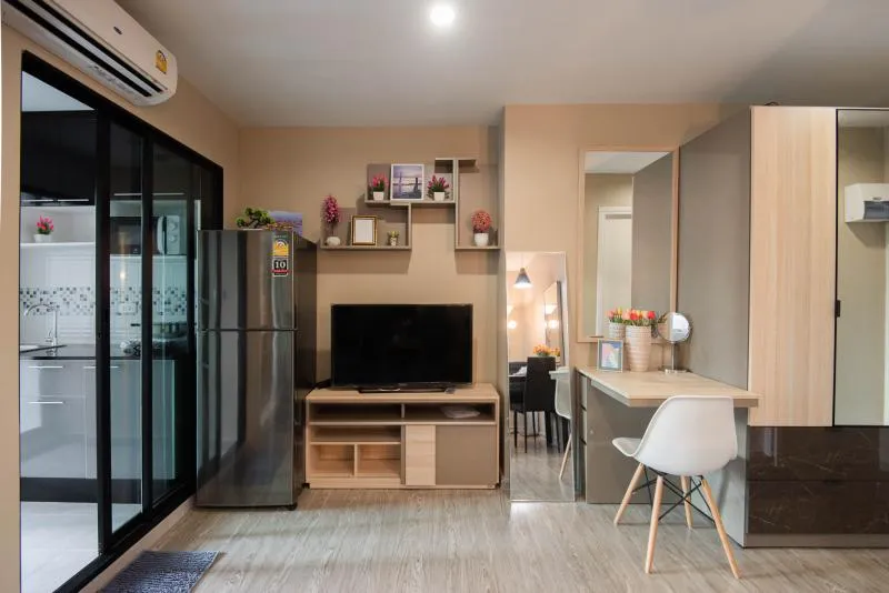 For rent, new condo, Reach Phaholyothin, 52 rooms, beautiful decoration, fully furnished, ready to move in. Hurry up to reserve.