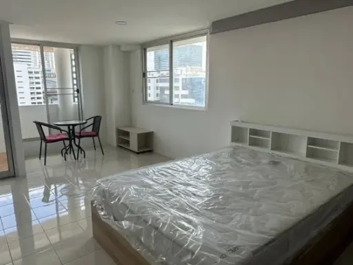 For rent: SunShine Condominium, corner room, not crowded, lots of usable space, fully furnished, just bring your bags and move in.