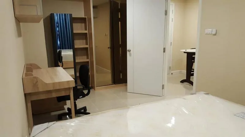 ให้เช่าคอนโด​ JW​ CONDO​ ดอนเมือง ห้องกว้าง​ 40 ตรม.​ 1 ห้องนอน​ เฟอร์Buit-In แบบครบครัน รีบย้ายเลย