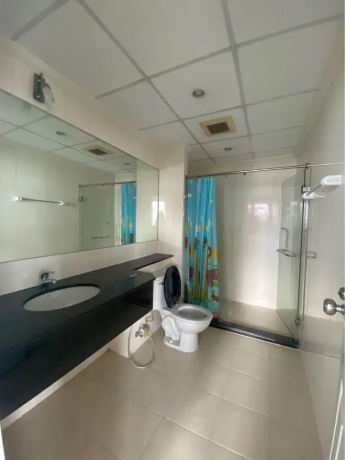 Condo for rent, Supalai Premier Place Asoke, 1 bedroom, large size, ready to move in, near the university, don't wait!