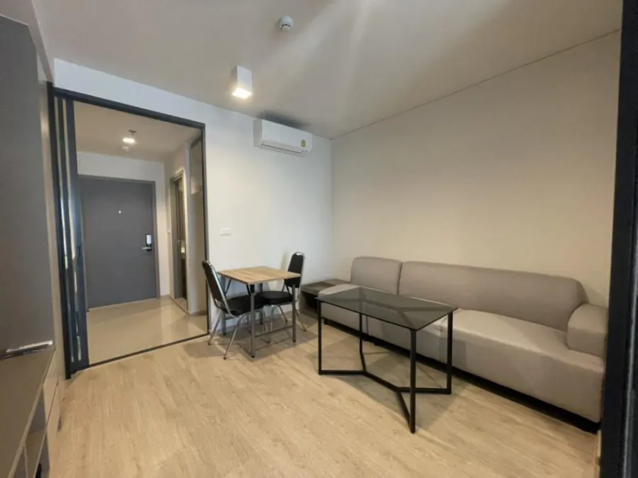 Condo for sale, Ideo Sathorn-Wongwian Yai, 9th floor, fully furnished, buy it now.