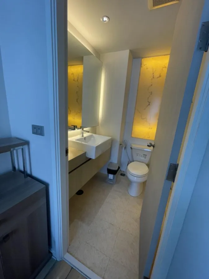 For rent: Atlantis Condo Resort Pattaya (Jomtien). Nice room, well decorated, great price. Book now.