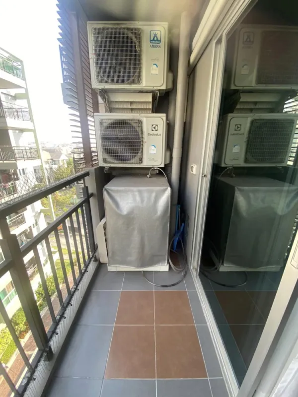 ให้เช่า The Escape Condominium ชั้น 6 วิวสระ สิ่งอำนวยความสะดวกมากมาย อยู่แล้วสบายใจ ย้ายเข้าอยู่เลย
