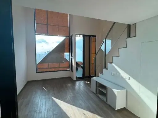 Selling down payment So Origin Kaset Interchange, Duo Space room, 12th floor, beautiful view, come and own it now.