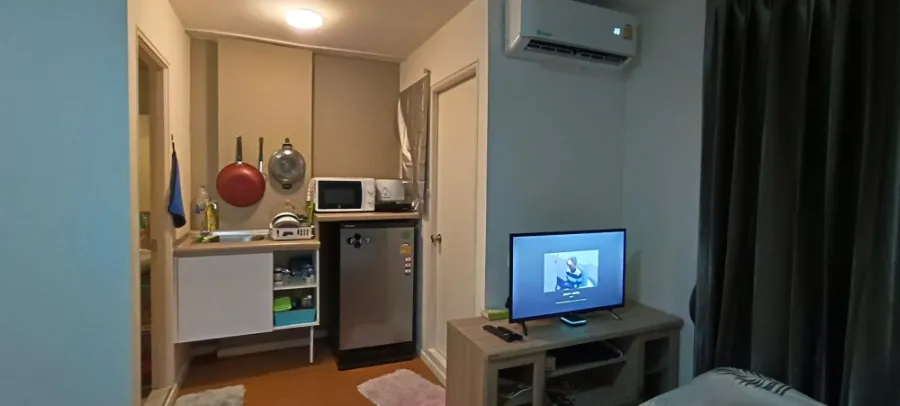 For rent, Lumpini Township Rangsit Klong 1, Studio room, Building E7, 4th floor, fully furnished, this price is worth it. Book now.