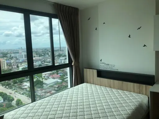 Condo for rent, Ideo Mobi Charan-Interchange, north side, corner room facing out of the building. high privacy