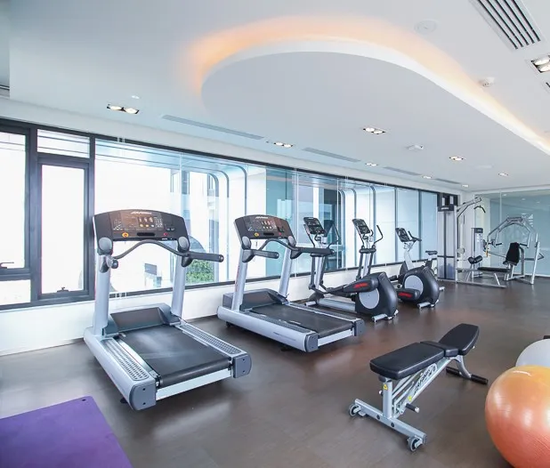 ขาย ให้เช่า Edge By Sansiri (Sukhumvit 23) 2 ห้องนอน บิวท์อินเฟอร์นิเจอร์อย่างดี รีบจองเลย