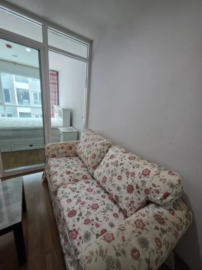 For rent: Regent Orchid Talat Phlu, vintage-style bedroom with a very comfortable bed, and stunning pool views. Book now!