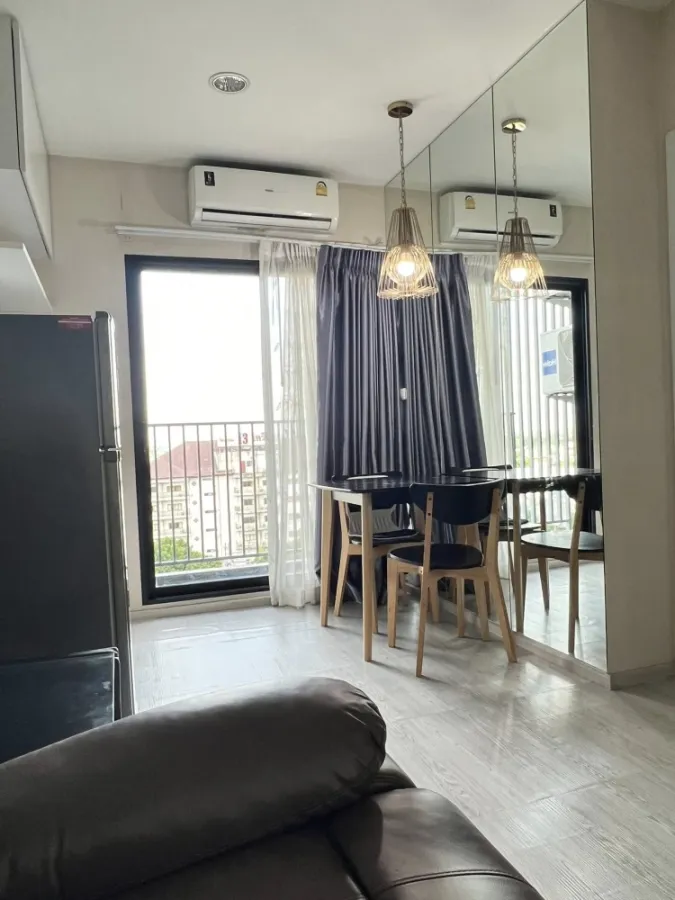 ให้เช่า Plum Condo Central Station ห้องชั้น 10 ติดวอลเปเปอร์อย่างดี มาพร้อมสิ่งอำนวยความสะดวกครบครัน จองเลย