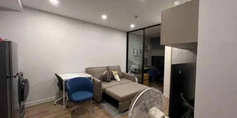 ขาย ให้เช่า groove condo ratchada rama9 ห้องมุมชั้น 4 ได้ความเป็นส่วนตัว ห้องขนาดใหญ่ รีบมาจับจอง