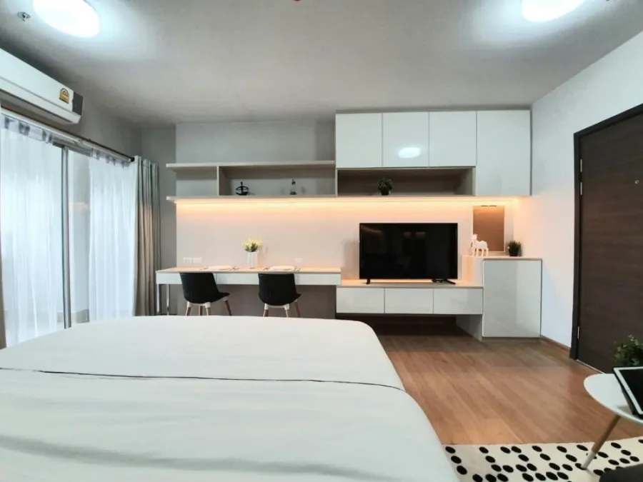 For rent Supalai Vista, Pak Kret Intersection, beautiful room, 12th floor, pool view Drag a nice bag and walk in.
