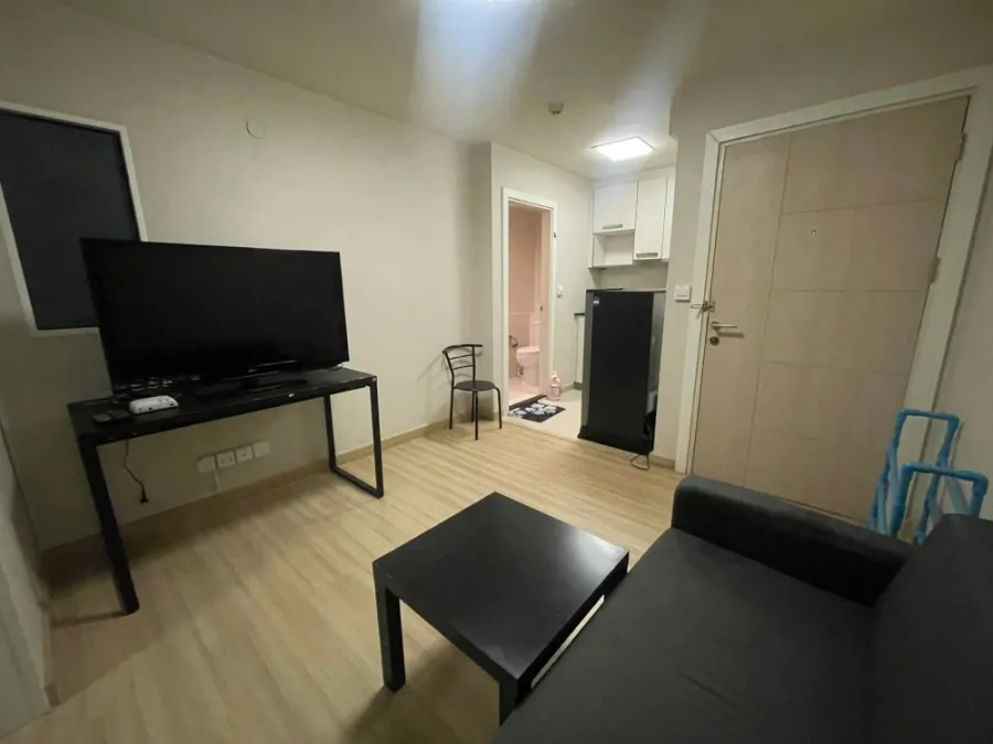 For rent sale, M Society Condominium, Building C, 25th floor, ready to move in. Fully furnished, complete in one place. Hurry up to reserve.