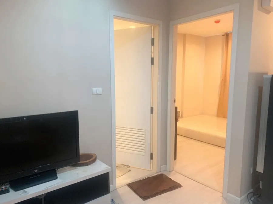 Condo for sale, Metro Luxe Rama 4, the room is partitioned. Ready to move in Hurry up to reserve before you miss it.