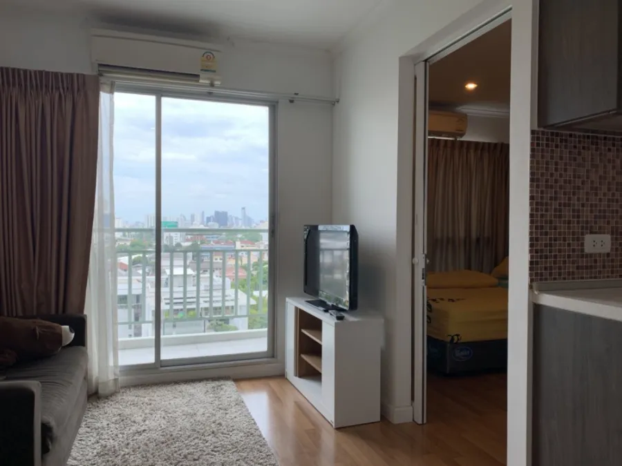 Condo for rent, Lumpini Place Ratchayothin, 10th floor, beautiful room, fully furnished and electrical appliances. Book now.