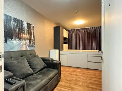 For rent: The Trust Condo Ngamwongwan. Nice room, fully furnished. Book now!