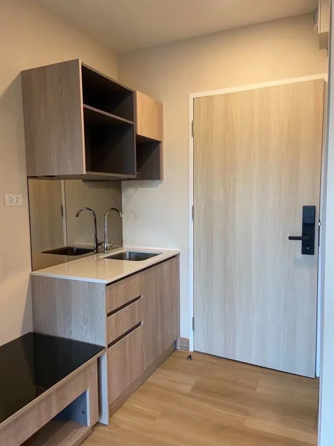 For sale: The Indeed Condo, Amata, 2nd floor, separate rooms, fully exposed to nature, hurry and reserve to be the owner.