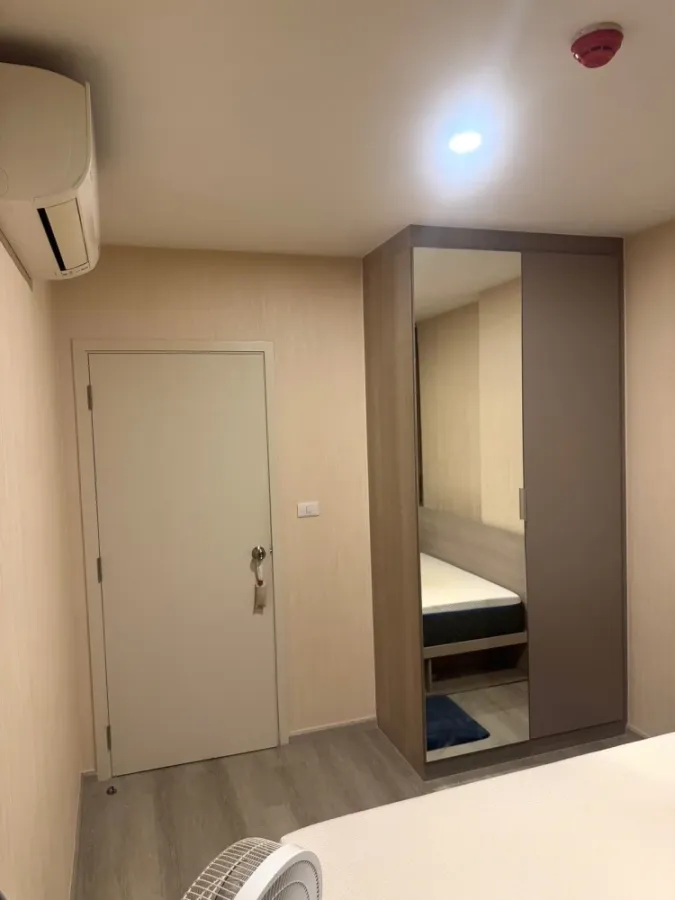 Condo for rent Elio Sathorn - Wutthakat, 22nd floor, Building B, great view, good ventilation, great price, come reserve now, don't miss out!
