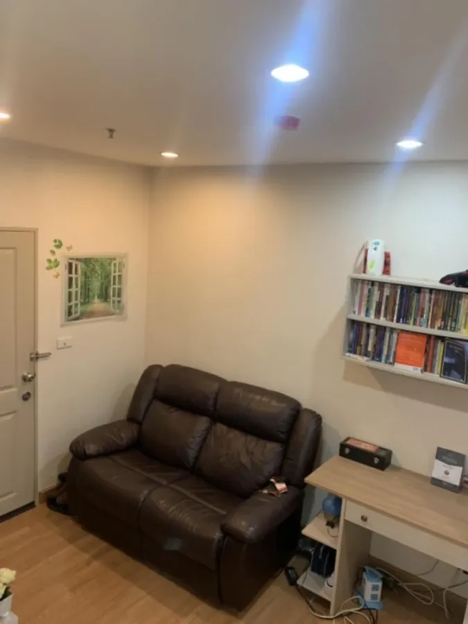 For sale: Chapter One Modern Dutch, 9th floor, river view, fully furnished, nice to live in, reserve now, don't miss out.