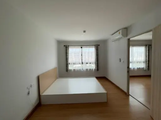 For rent: The Diamond Nawa Nakhon-Taladthai, 1 bedroom, 1 bathroom, plenty of usable space, good location, reserve now!