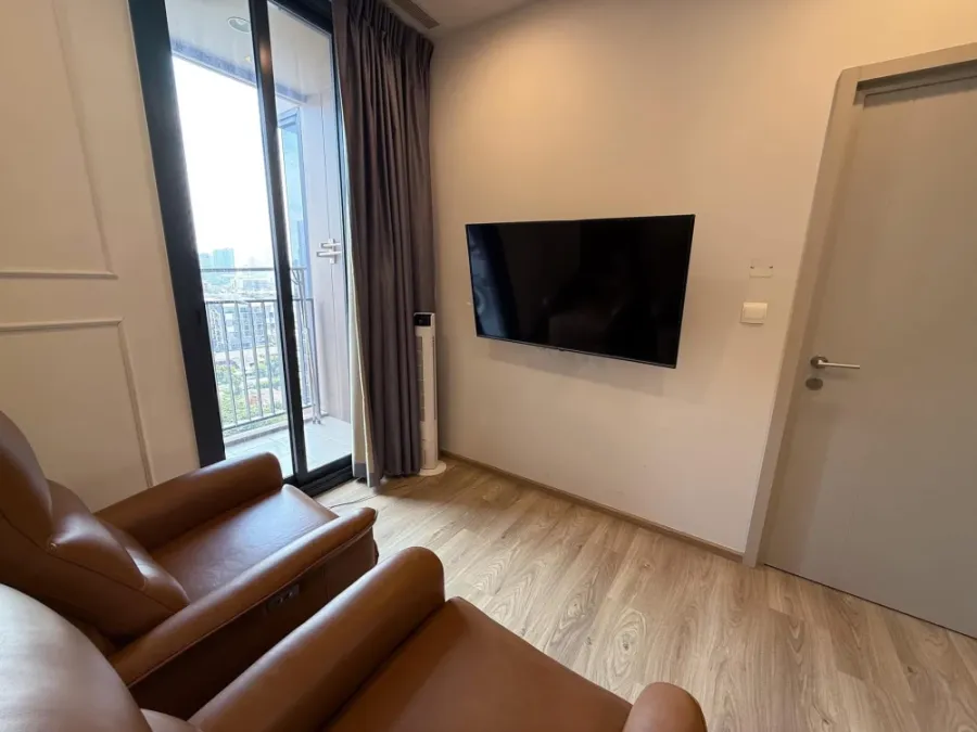 ขาย Oka Haus Sukhumvit 36 ห้องสวย พร้อมบิ้วอินเฟอร์นิเจอร์อย่างดี สนใจรีบจองเลย