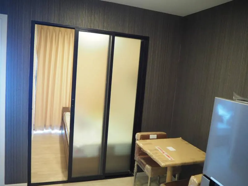 ด่วนน ห้อง 2 bed ตกแต่งสวยมาก ติดวอลทั้งห้อง ใหม่เอี่ยมอ่องแบบ 37 ตารางเมตร ค่าเช่าเพียง 17,000 บาท