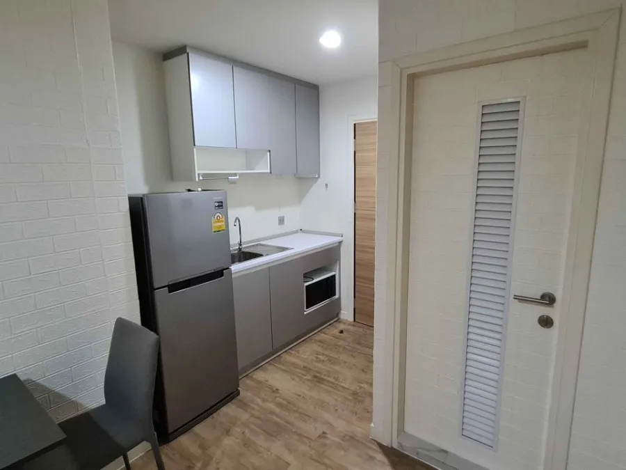 ให้เช่า H2 Condo 2 ห้องนอน 2 ห้องน้ำ เฟอร์พร้อม ยกกระเป๋าเข้าอยู่ได้เลย จองเลยจ้า