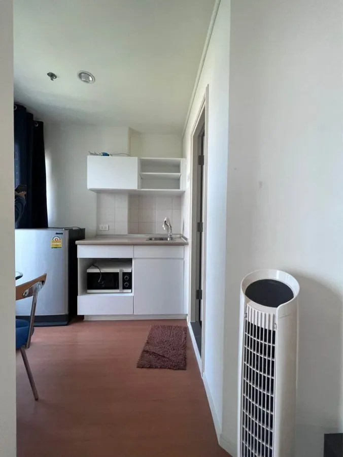 For rent: Lumpini Park Rattanathibet - Ngamwongwan, separate room, complete with electrical appliances. Don't miss it.