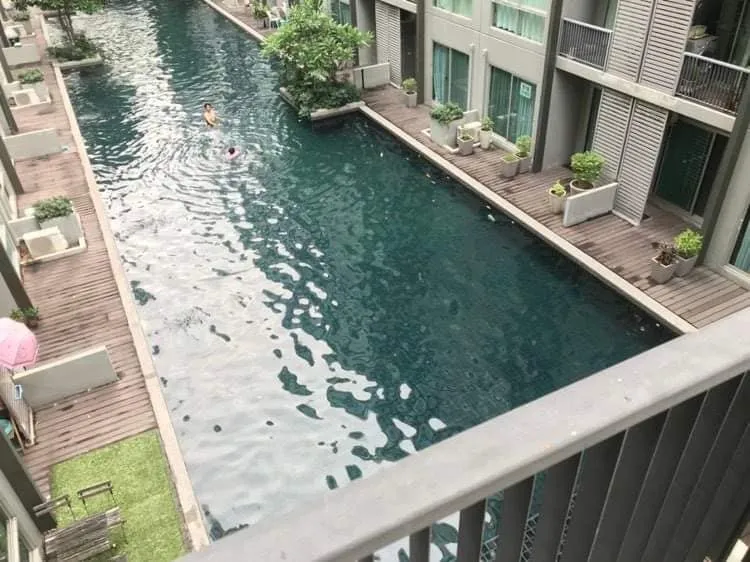 Condo for sale, A Space Play Ratchada-Sutthisan, 3rd floor, pool view, very spacious room. Block in the most proportion. Don't miss it.