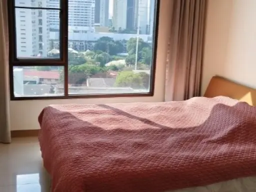 For sale Baan Chao Praya, 12th floor, Chao Phraya River view, fully furnished and equipped with electrical appliances. Reserve now.