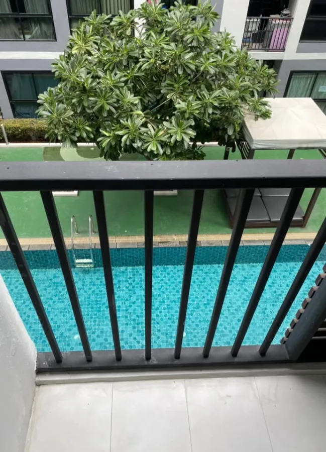 ให้เช่า คอนโด เมโทร สกาย รัชดา ชั้น 3 ห้องทิศใต้ กว้างขวางมาก ตกแต่งน่าอยู่ ได้วิวสระน้ำ รีบจองเลย