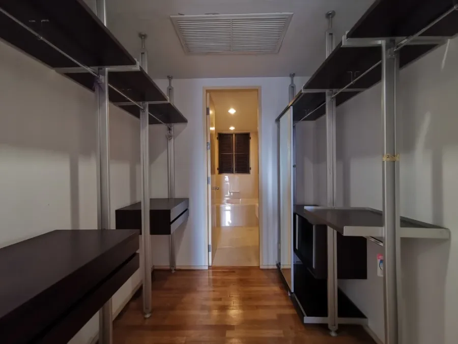 For rent!! Condo Amanta Ratchada, room number 3306, 3rd floor, building 3, fully furnished, just bring your bags and move in!!