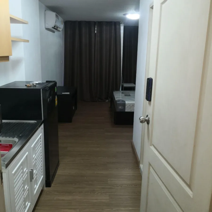 ขาย พรีม่า ศรีนครินทร์ ห้องสตูดิโอ เฟอร์นิเจอร์และเครื่องใช้ไฟฟ้าครบ ราคาดีมากๆ ไม่จองแล้วจะเสียใจ