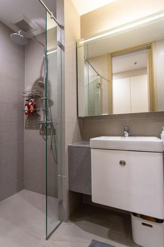 Condo for rent, Noble Ploenjit, beautiful room, ready to move in, need to book !!