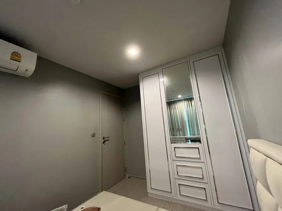 Sell Life Ladprao, beautiful decorated room, built-in furniture, fully furnished Don't just look at it. Hurry up to reserve it. Hurry up.