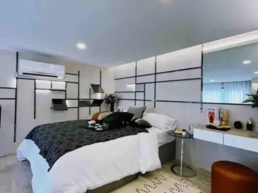 Selling down payment Origin Plug & Play Nonthaburi Station Duo Space, 2 floors, high ceilings, airy and comfortable, hurry to reserve.