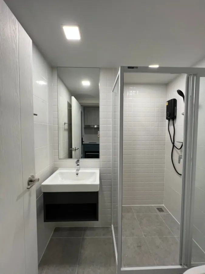 For rent or sale: Cave Seed Kaset, 3rd floor, not high, simply decorated room with electrical appliances. If you don't book, you'll really miss out.
