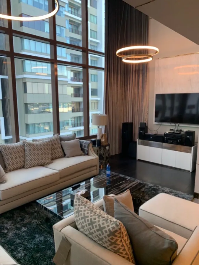 ขาย ดิ เอ็มโพริโอ เพลส ห้องชุดสุดหรู ทำเลดี เฟอร์นิเจอร์จัดเต็ม ห้ามพลาด