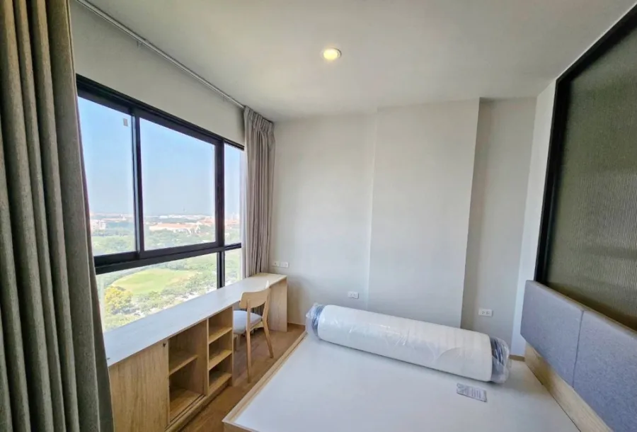 For sale: Common TU, 18th floor, great view, nice decorated room, minimalist, very minimalist, just come and move in.