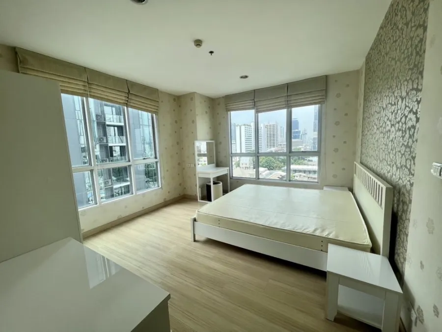 ขาย ให้เช่า ไลฟ์ แอท สาทร 10 ห้องมุม อากาศดี ระบายอากาศดี วิวสวย ห้ามพลาด